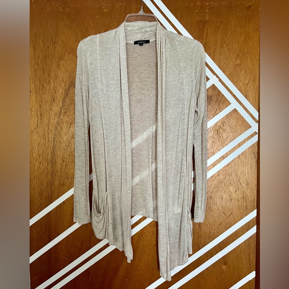 Long sleeve, lightweight cardigan with T-shirt material